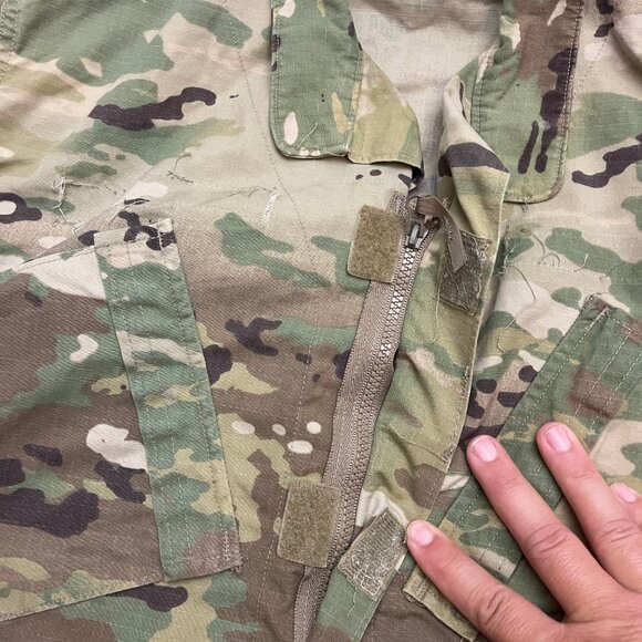 Scorpion OCP Multicam Jacket Medium/Regular NSN:8415-01-623-5528 - Picture 6 of 12